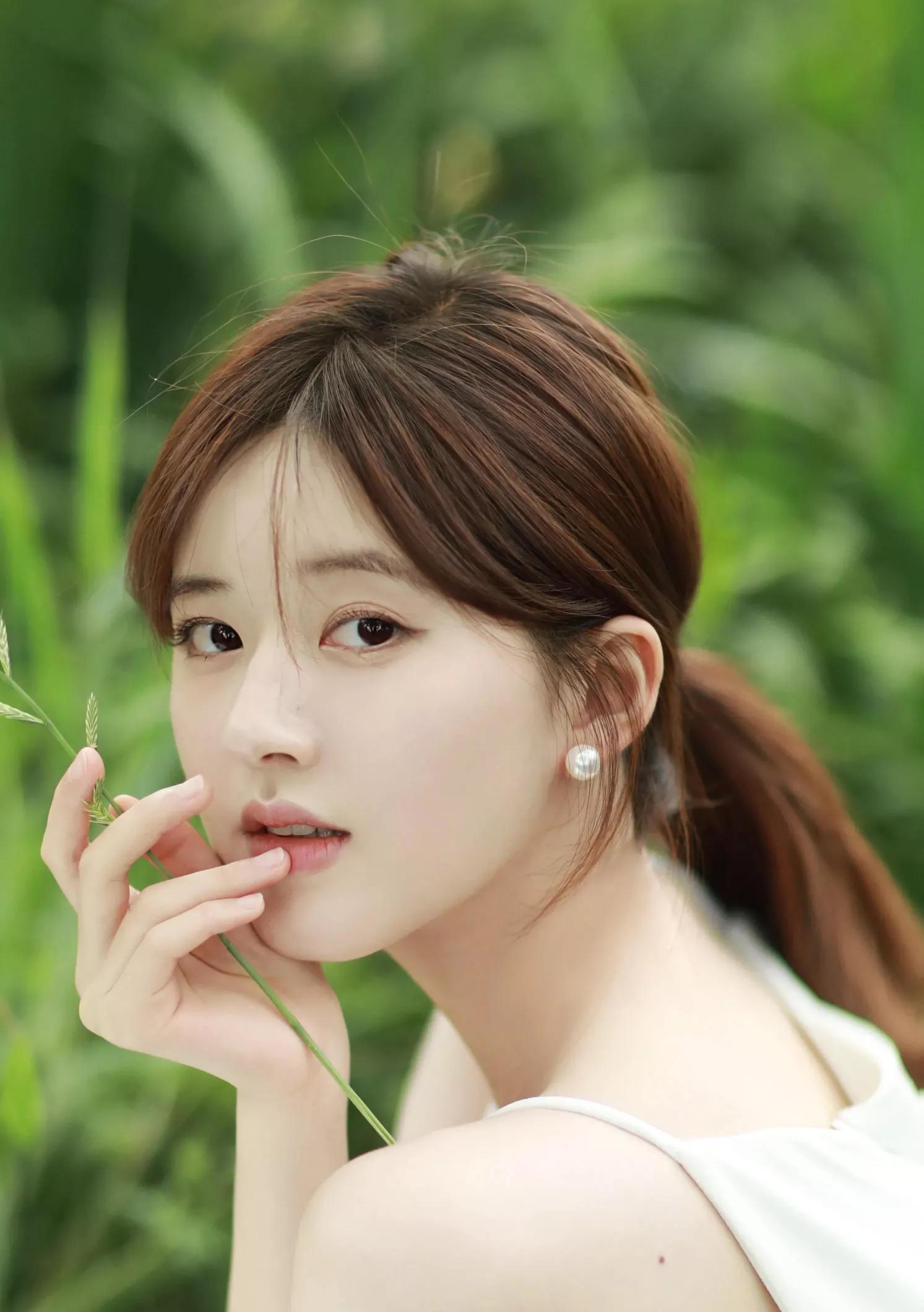 四川的女星很美呀！这5位女星个个貌美如花，你最喜欢谁