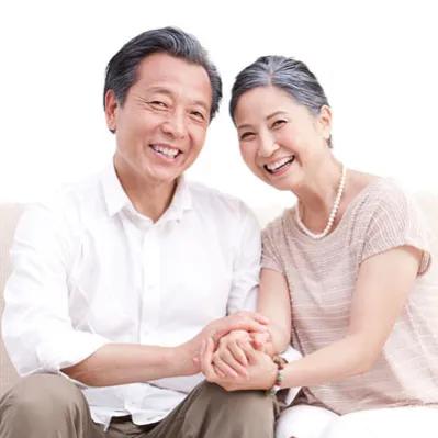银发新婚夜：老人再婚首夜的心动与温情