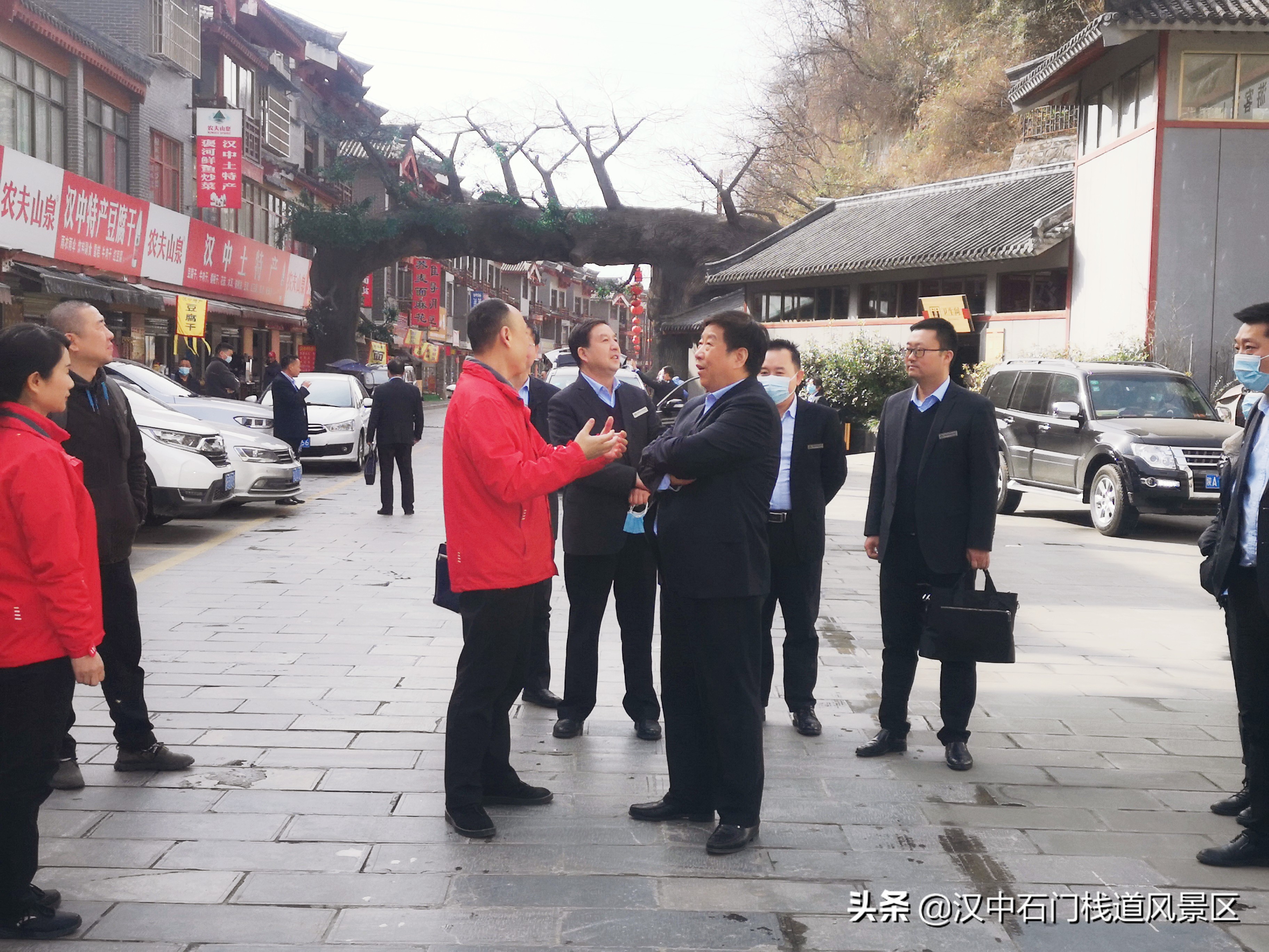 多家企业到石门栈道学习质量管理