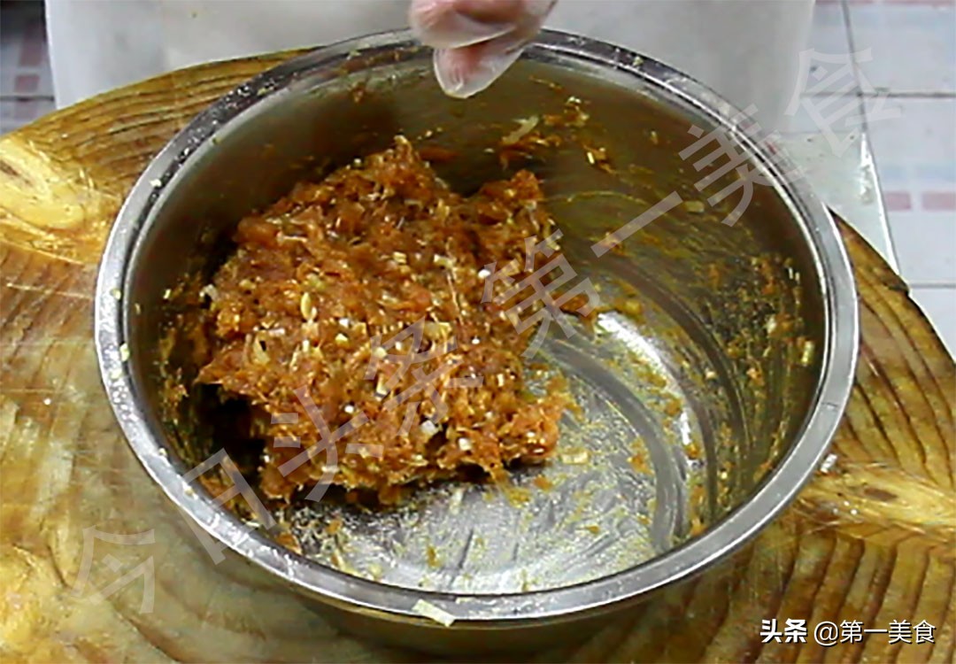 豬肉丸子的做法,豬肉丸子的做法及配方