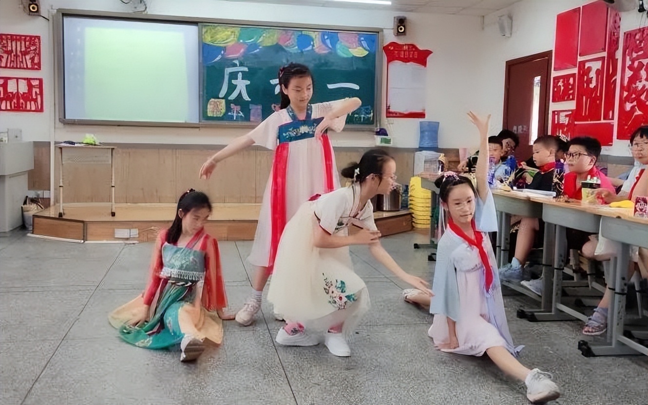 欢度六一 乐享体验｜成都高新区中和小学隆重庆祝“六一”儿童节