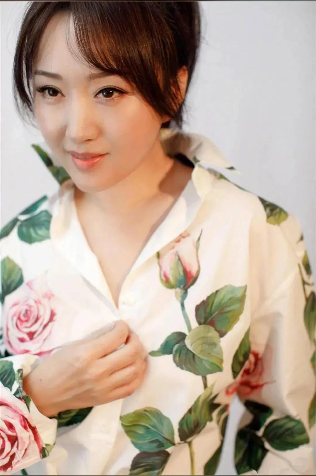 杨钰莹，几张不常见的照片