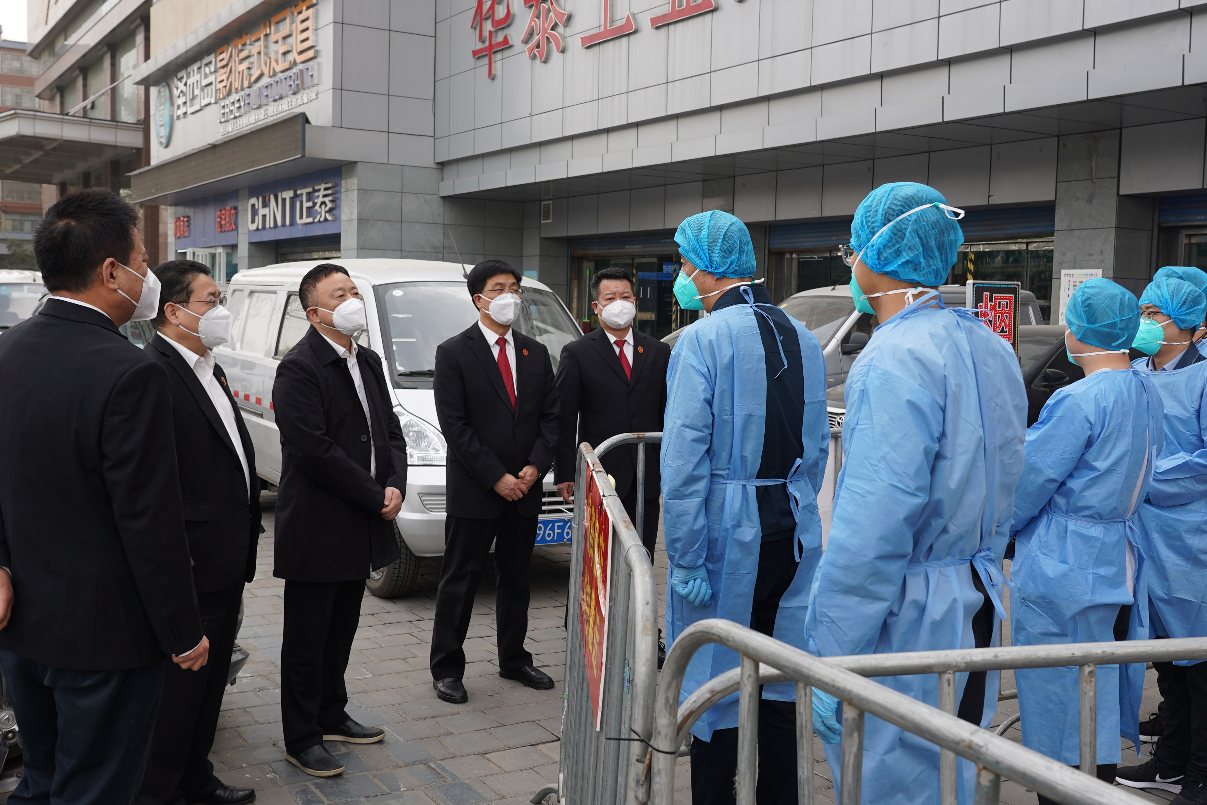 西安莲湖法院以“四个坚持”精准推进疫情防控各项工作