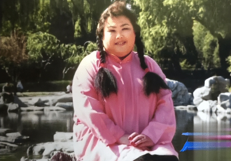 58岁“富婆专业户”董立范至今没人敢娶，只谈过一次恋爱却被骗