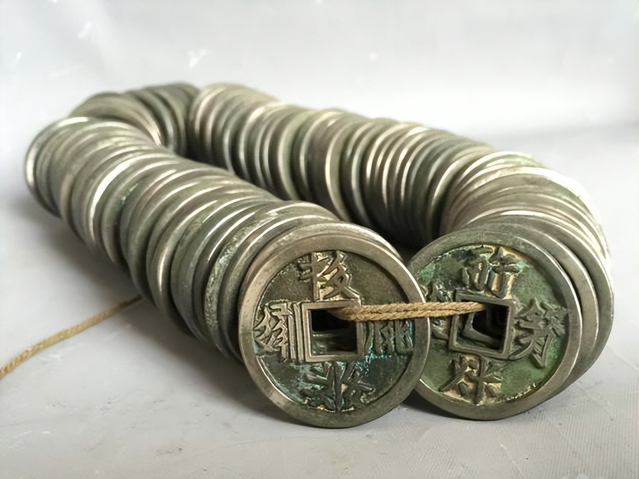 黄金钱是不是黄表纸币_黄金钱是几克_黄金万两是多少钱