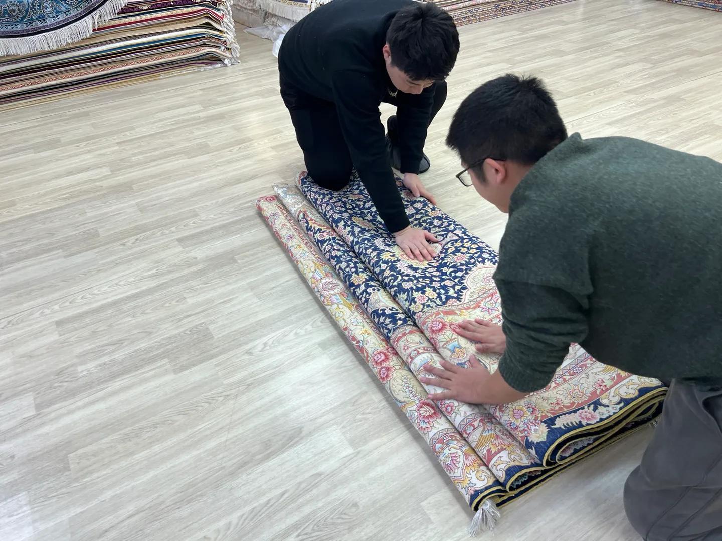 310x430cm传统波斯图案手工打结真丝地毯发货美国