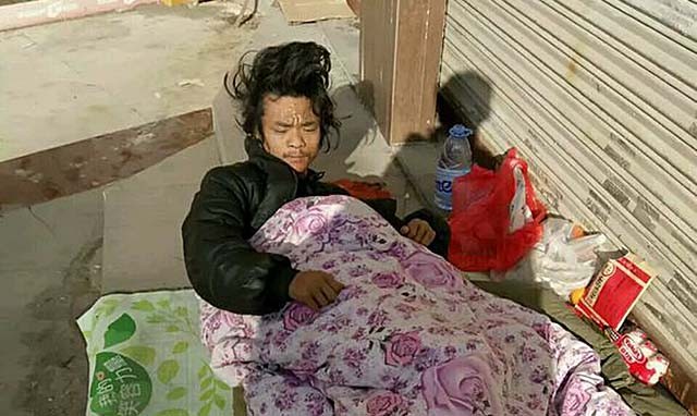 “三和大神”：每天混日结，为了口吃的，有人甚至会卖身份证