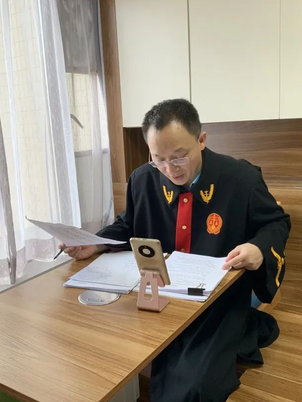 分享 | 满满科技感！来看法院人的居家办公秘籍