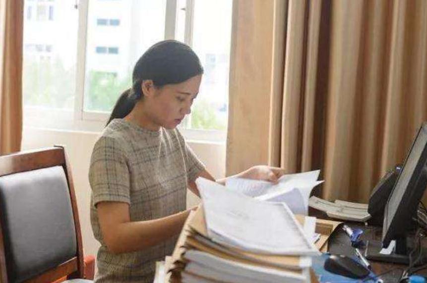 3个岗位将被“踢出”编制，千辛万苦考上岸，却发现是“合同工”