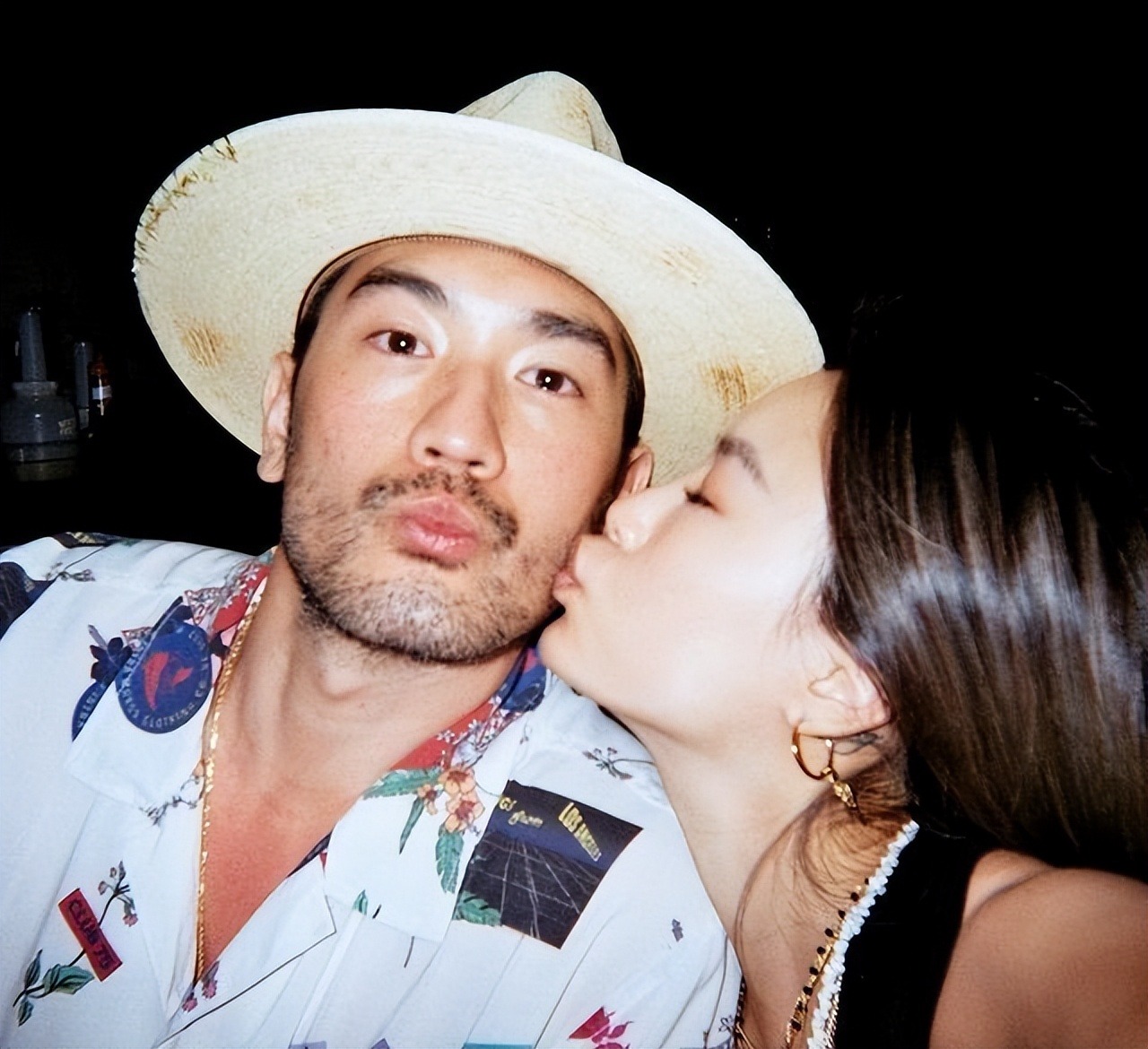 bella再次提起高以翔，粉丝留言：请你远离他的世界不要再打扰