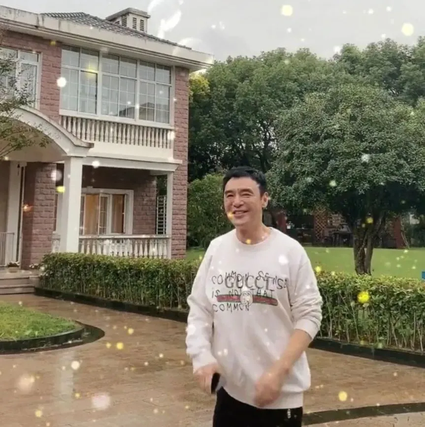 过气明星生存状态:有人儿子患重病,有人蜗居县城,有人自毁名声