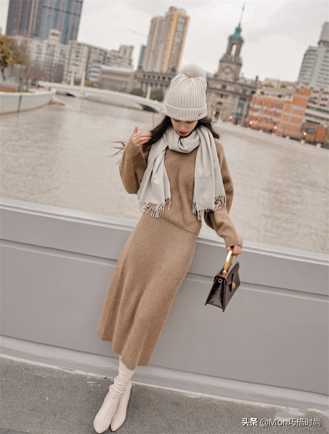 今年就用"咖色毛衣"来炸街,温暖舒适又高级,想不时髦都很难