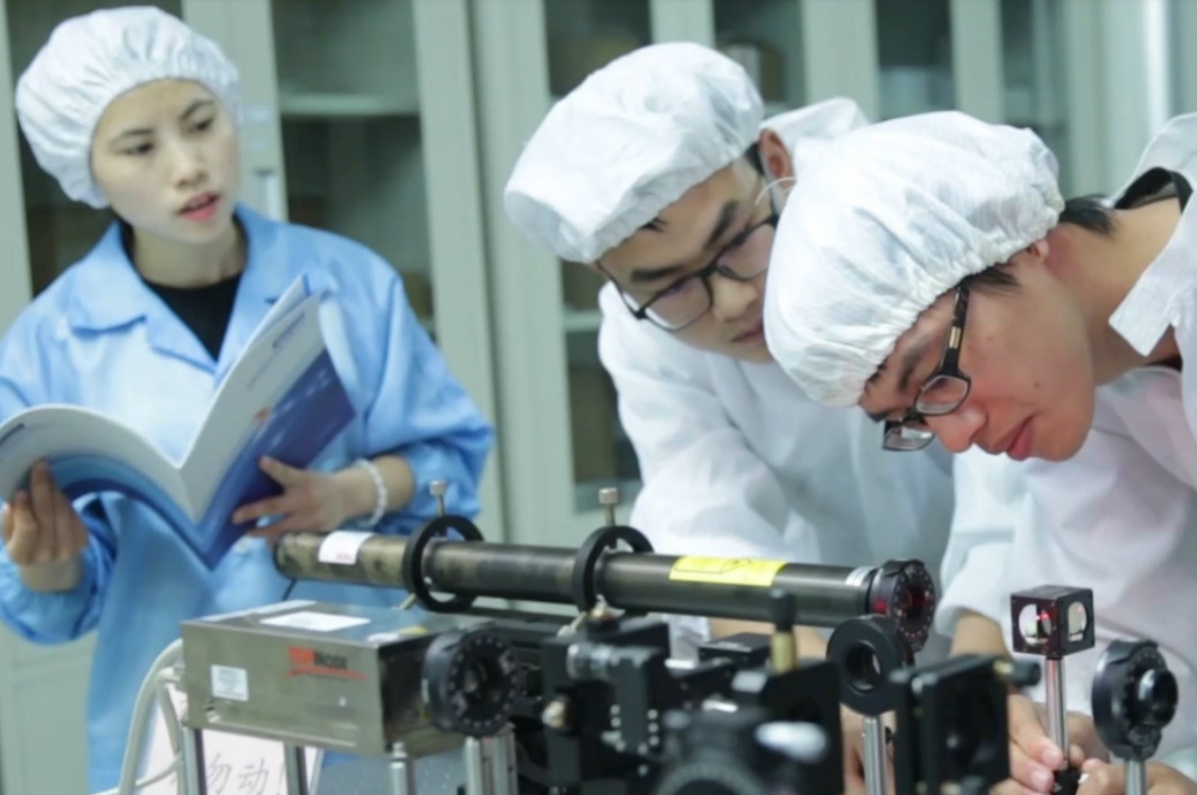 维特里希：诺贝尔化学奖得主，拿到中国绿卡和获得诺贝尔一样开心