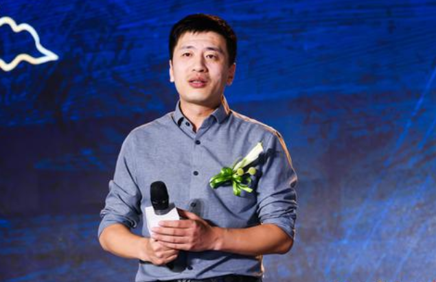 考研讲师张雪峰，霸气回应：“我女儿不用考研！”贫富差距明显