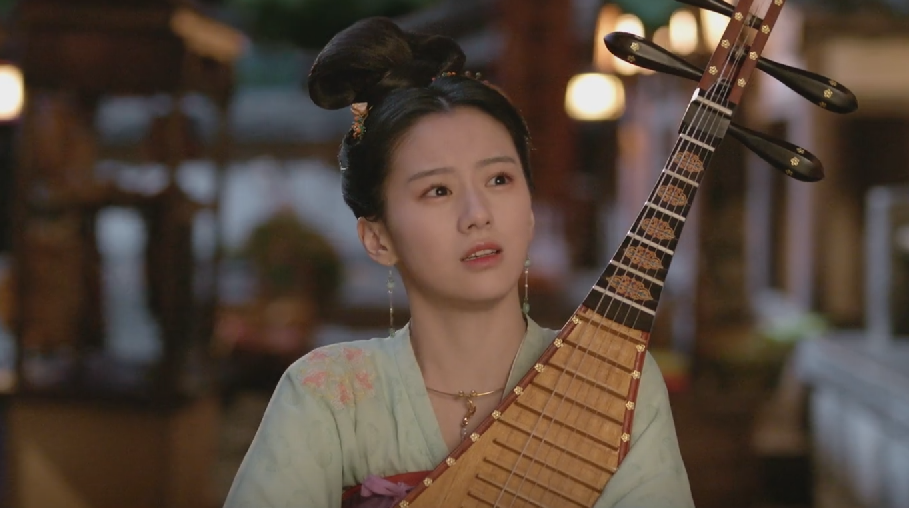 播3小时冲到热度第一，《花朝秋月夜》一出手，就成芒果台王炸剧