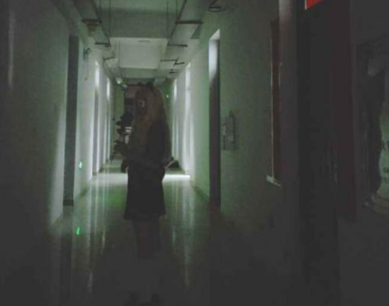 大学“阴间宿舍”火了，这扑面而来的阴森气息，胆小的都不敢进