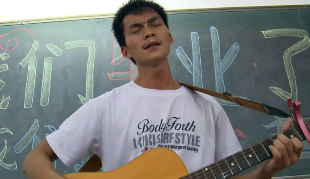 他被称为当代范进，13次高考未能考上心仪大学，他到底想考哪里？