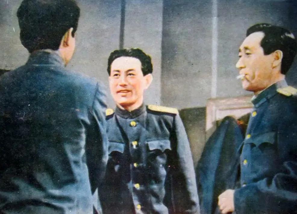 世界电影（0102）朝鲜电影《九点正》（1960）剧照欣赏