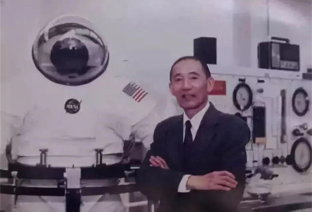 �������������ϵ�96��ֽ��㣬���˰�����ͣ���Ұ����ʵ���ҡ�