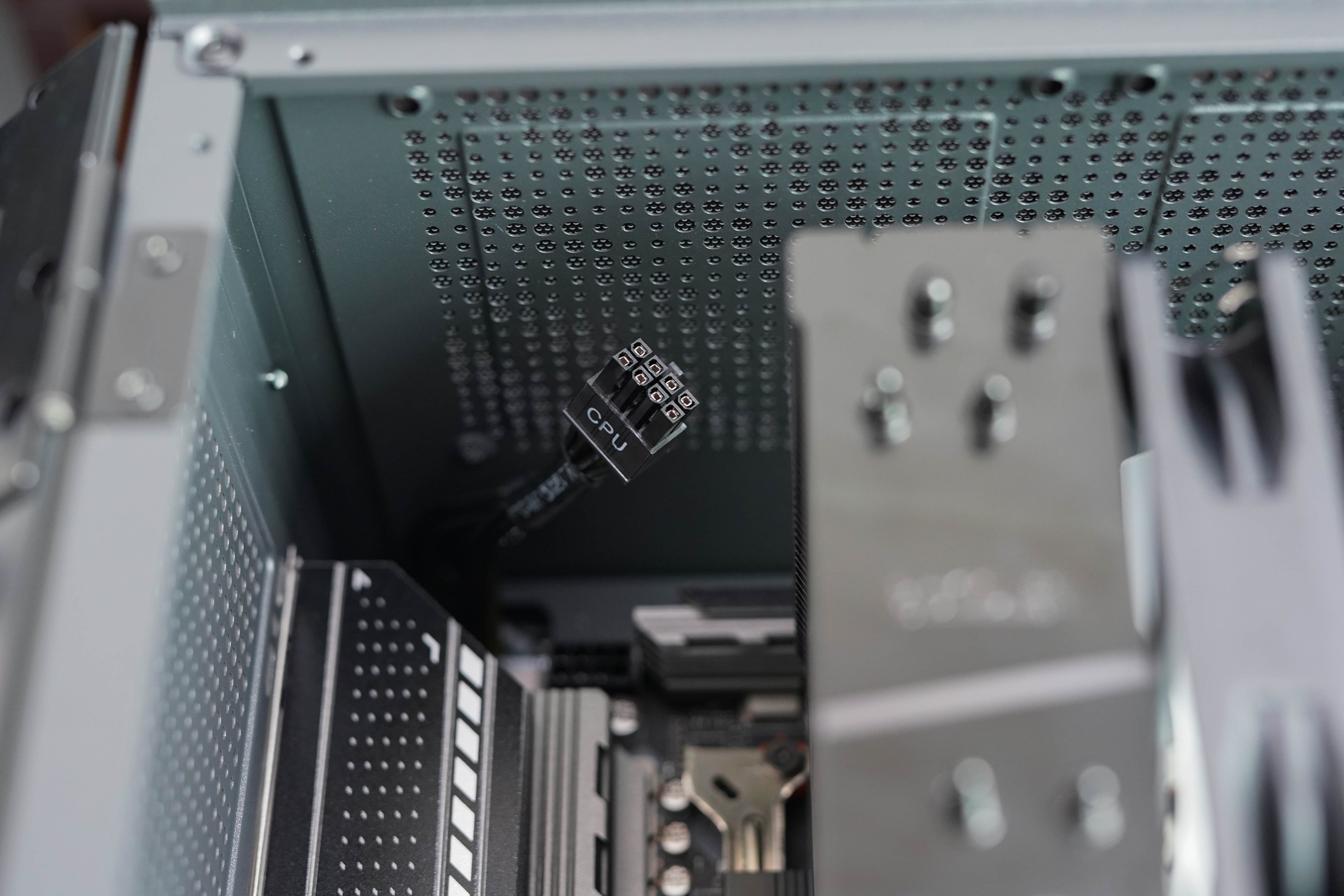 5年换新，净化空气，艾湃电竞550W纳米光触媒电源开箱