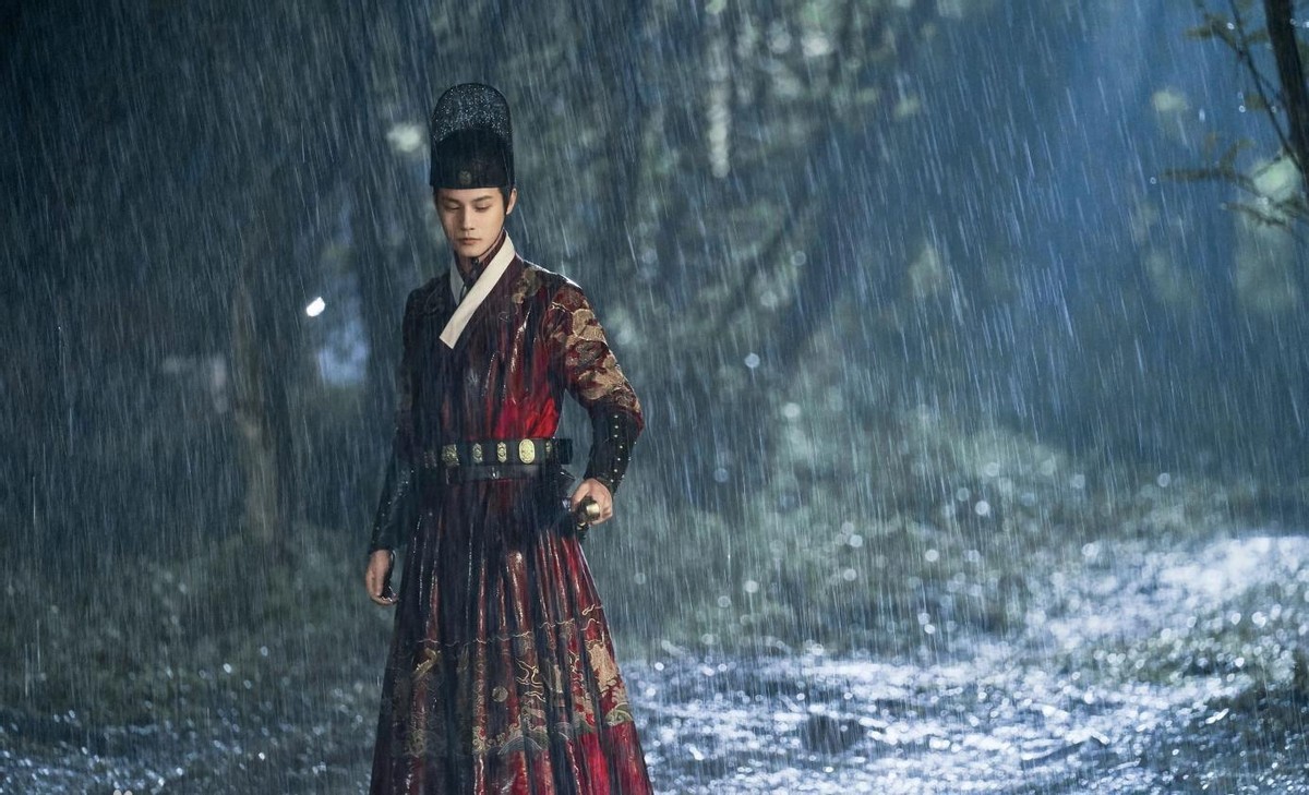 穿飞鱼服我只服这11位男星！穿上后个个化身为万人迷，霸气侧漏