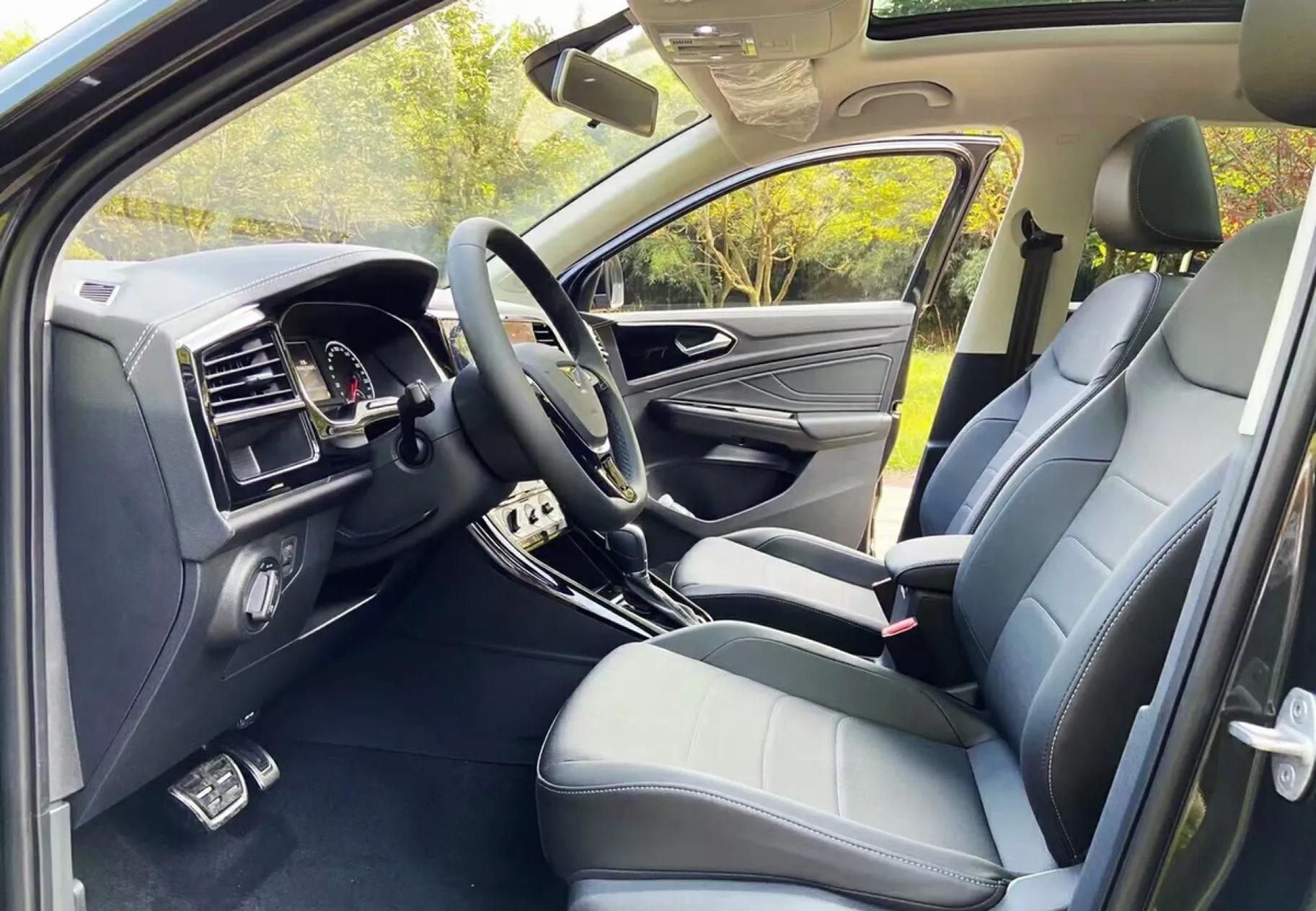 如何给爱车更换空调滤芯？