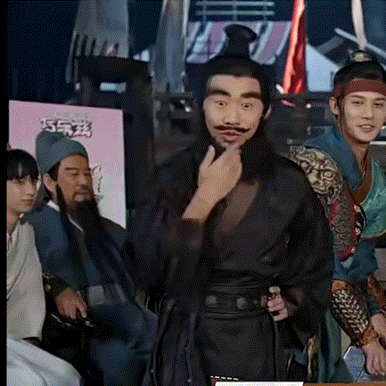 说好的明星的表情自我管理呢？在萌探2完全不成立，全是表情包