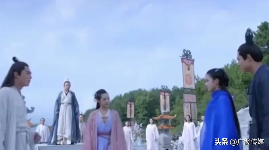 电视剧《花千骨》：花千骨因对白子画太痴情，结果竟毁容颜