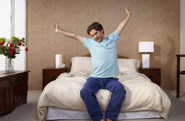 一饿就容易“心慌手抖”，或是身体向你发出信号，尽量别大意