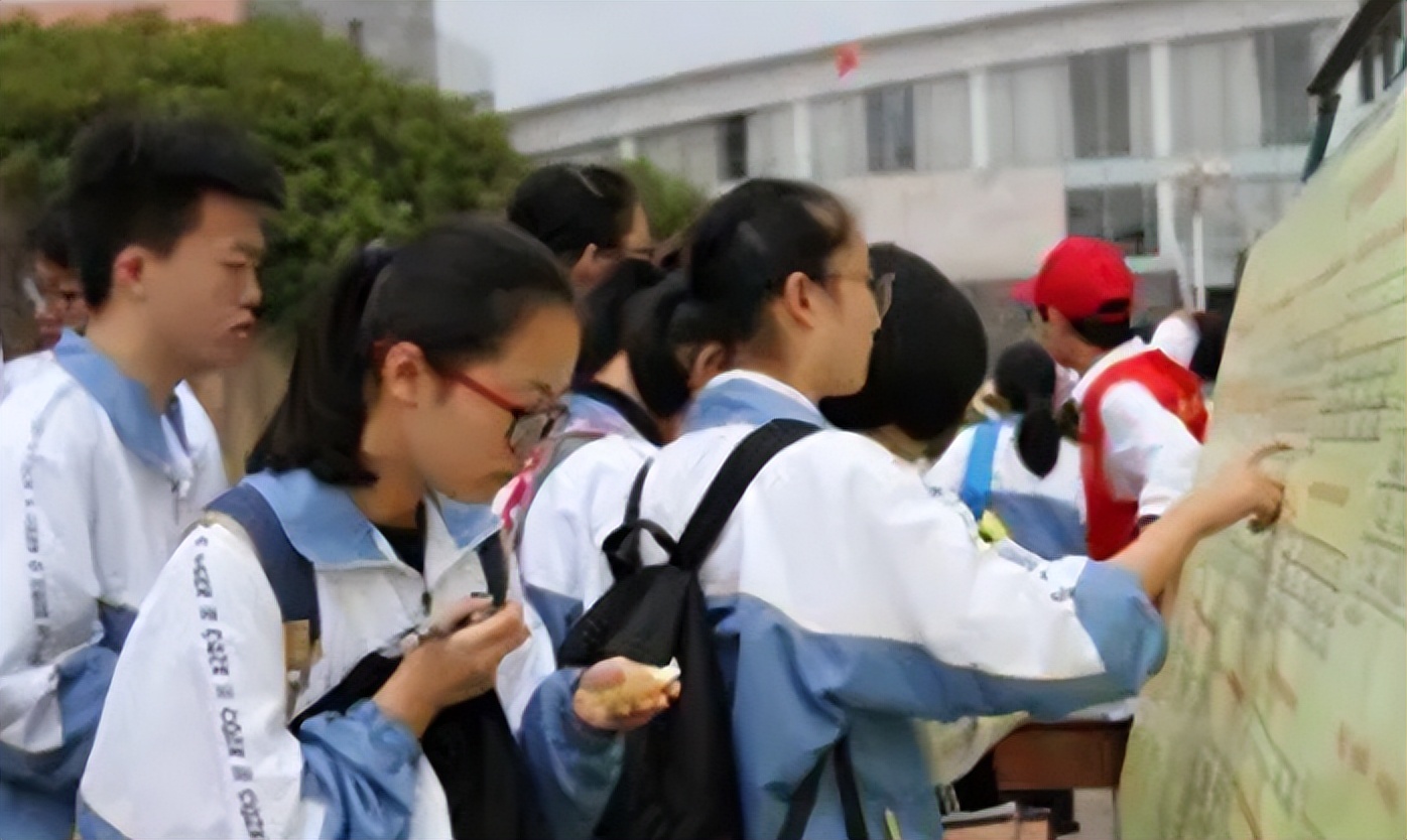 “谁偷了我的21分？”学生高考619分变598，赋分制让人捉摸不透