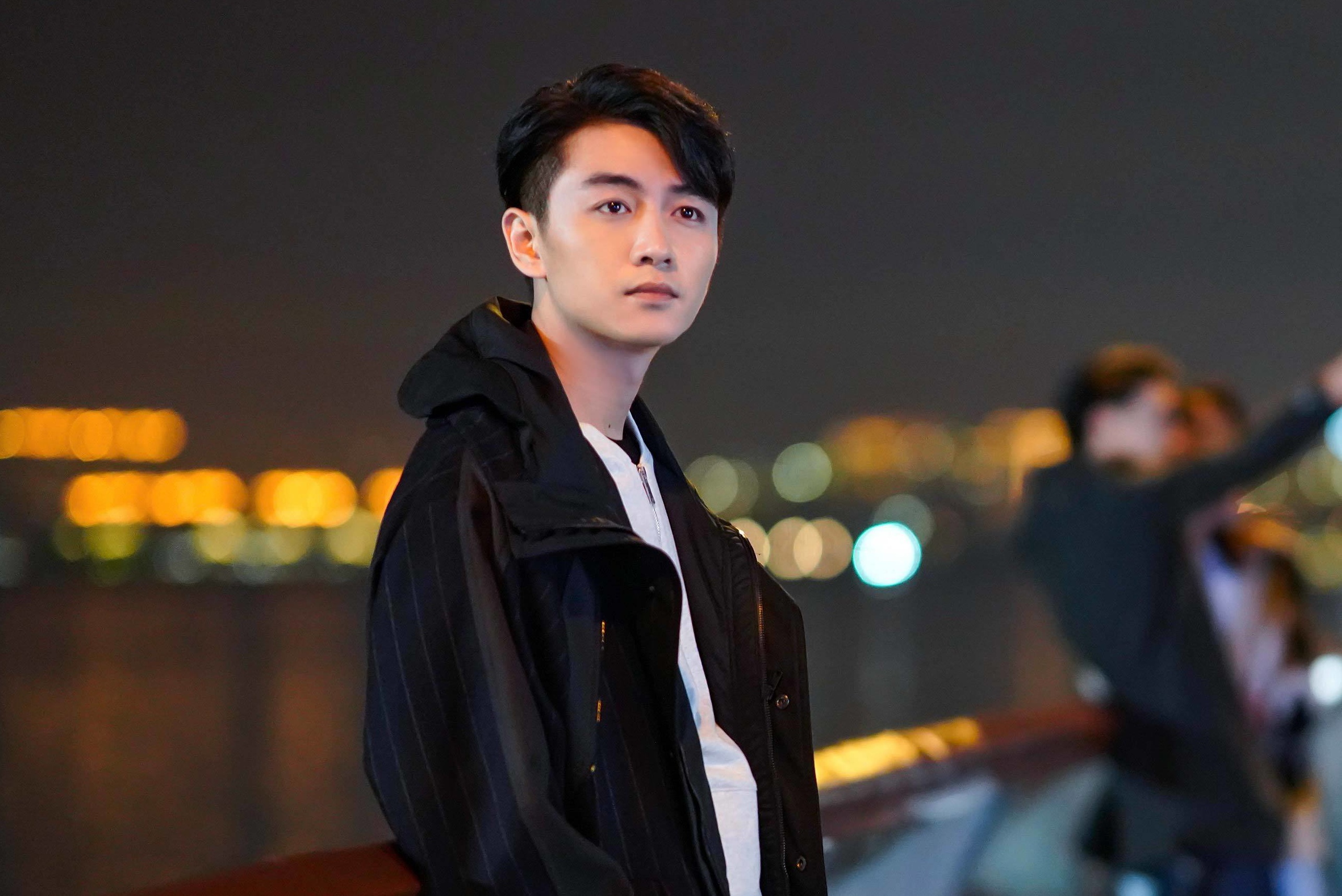 公子哥陈晓：那个娶了白月光的“顾千帆”，为何眼里失去了光？