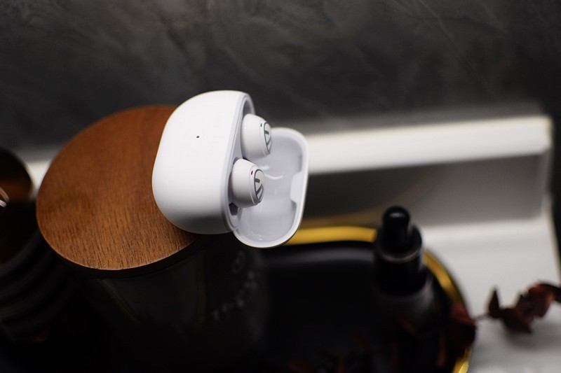 混合主动降噪 延迟低至60ms 泥炭mini pro