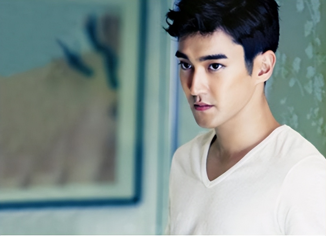 李双江长子李贺：弟弟李天一入狱后，他不计前嫌照顾父亲和继母