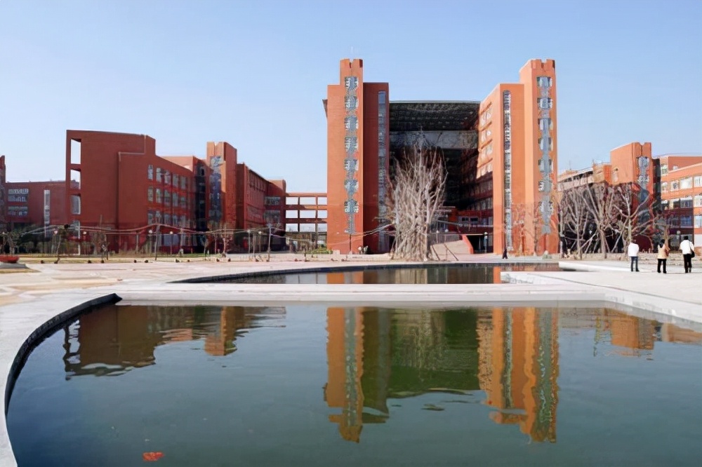 最新全国百强高校名单出炉，河南4所中学入围，被称为四大金刚