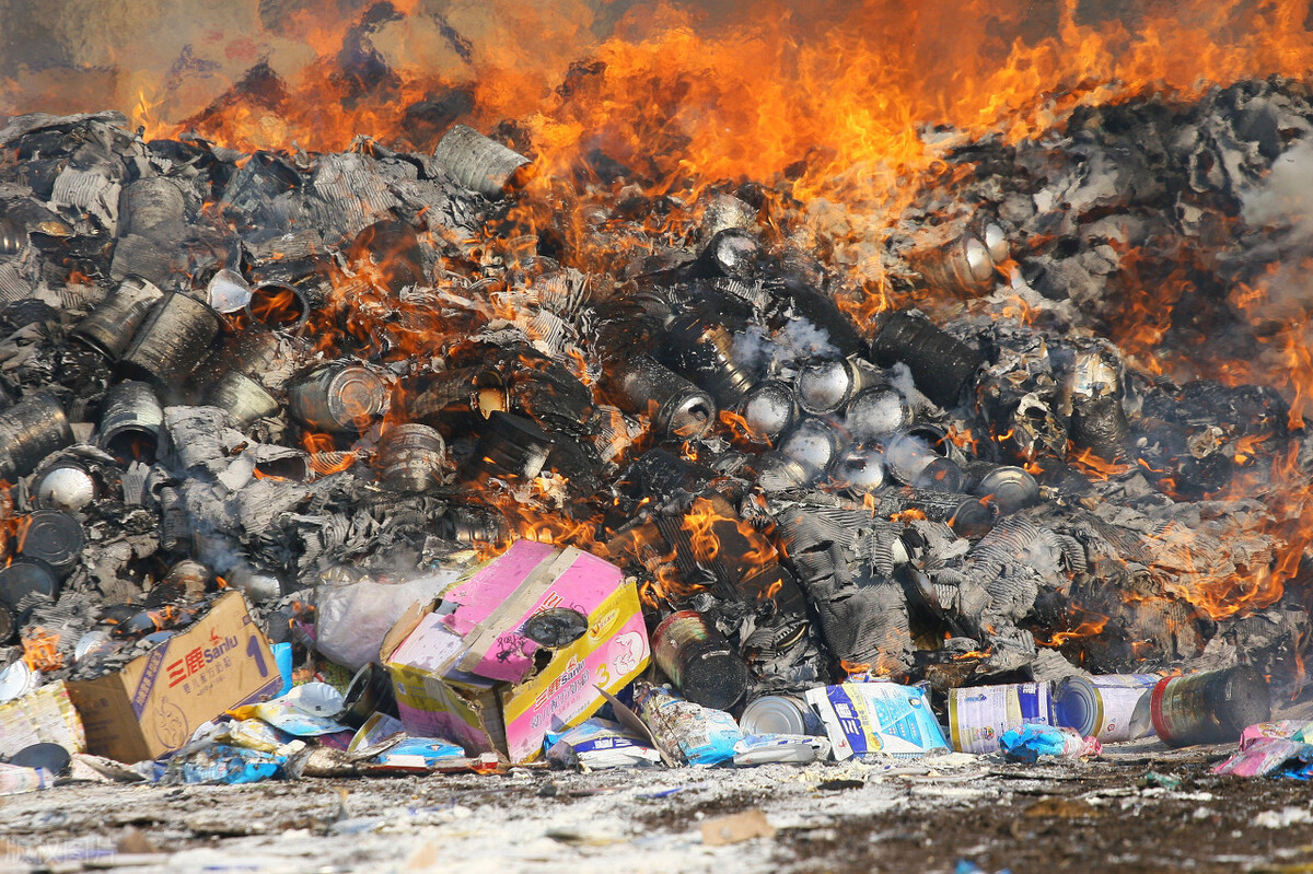 14年前祸害30万婴儿的毒奶女王，三鹿董事长田文华如今怎么样了？