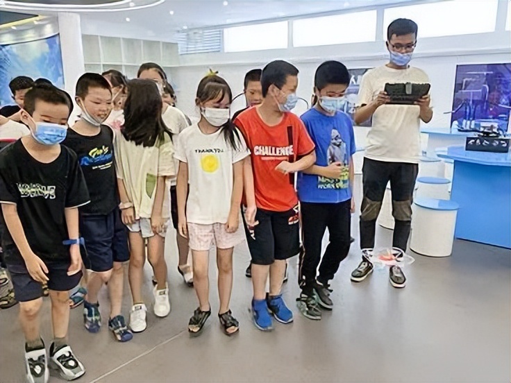 双流区迎春小学受邀作“中小学馆校育人模式变革”的经验分享