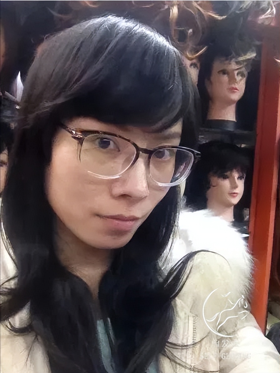 39岁的金莎甜美如初，网友：对她永远有18岁的滤镜，她凭什么？