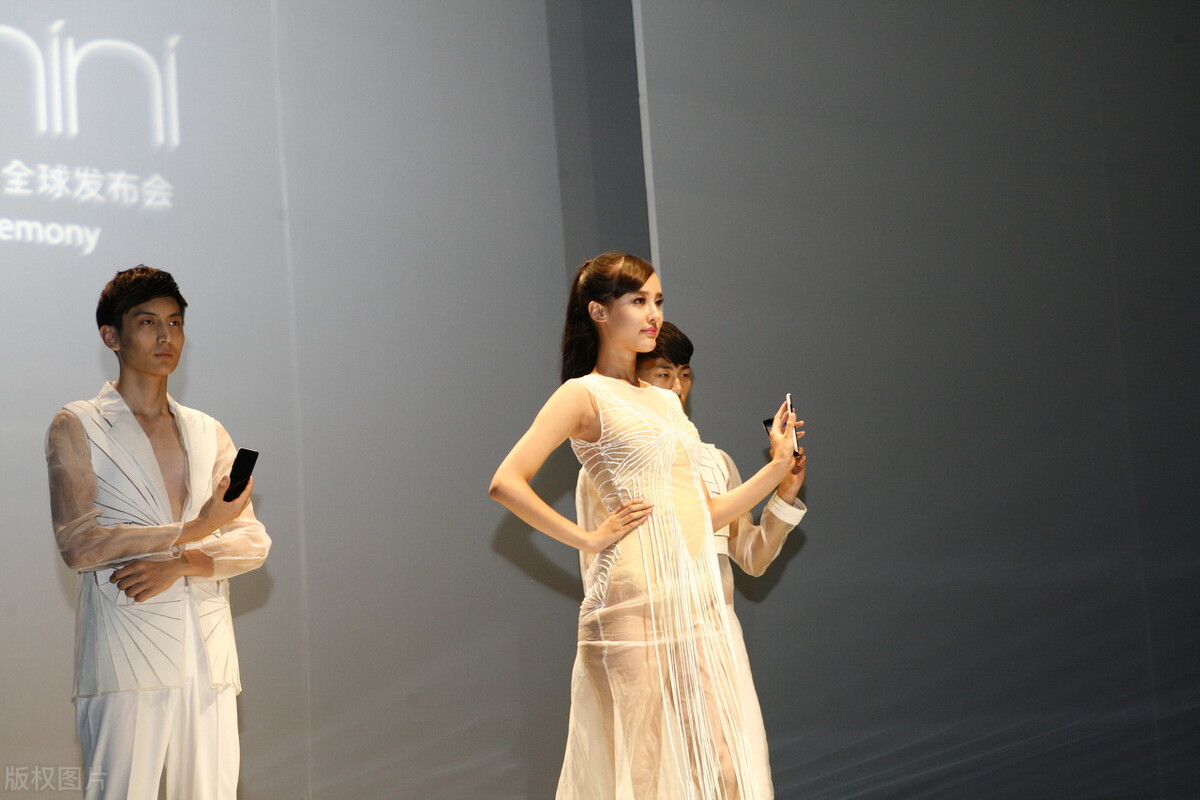 北京服装学院发布艺术类专业考试信息，2022年录取需要多少分？