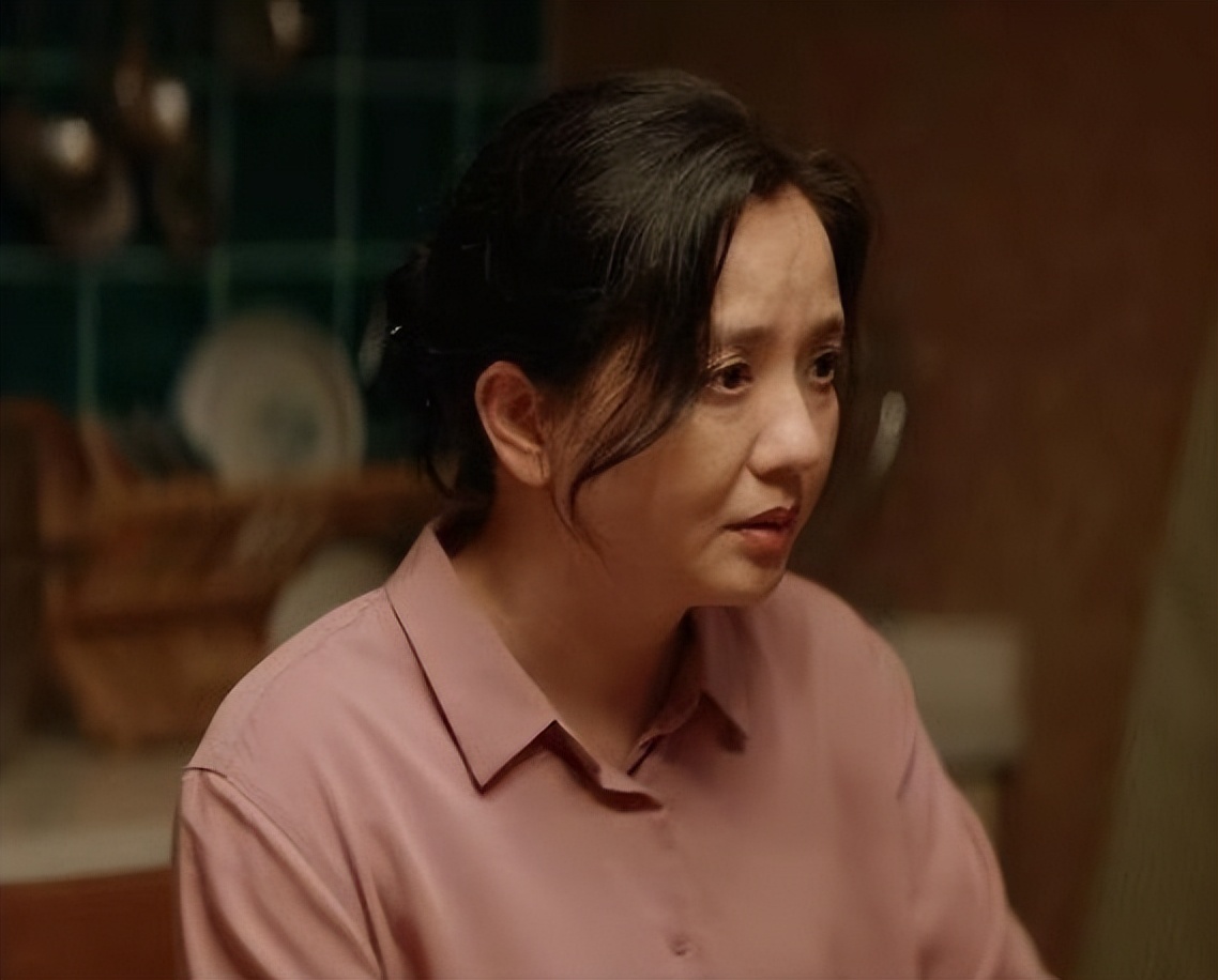 14位贤良的“妈妈专业户”女星，年轻时个顶个是美人坯子