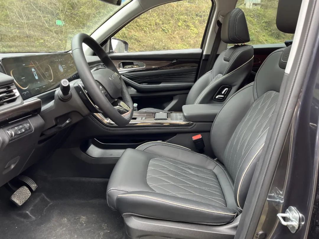 车壹圈试驾丨星途揽月400T，20万元级七座SUV，科技舒适