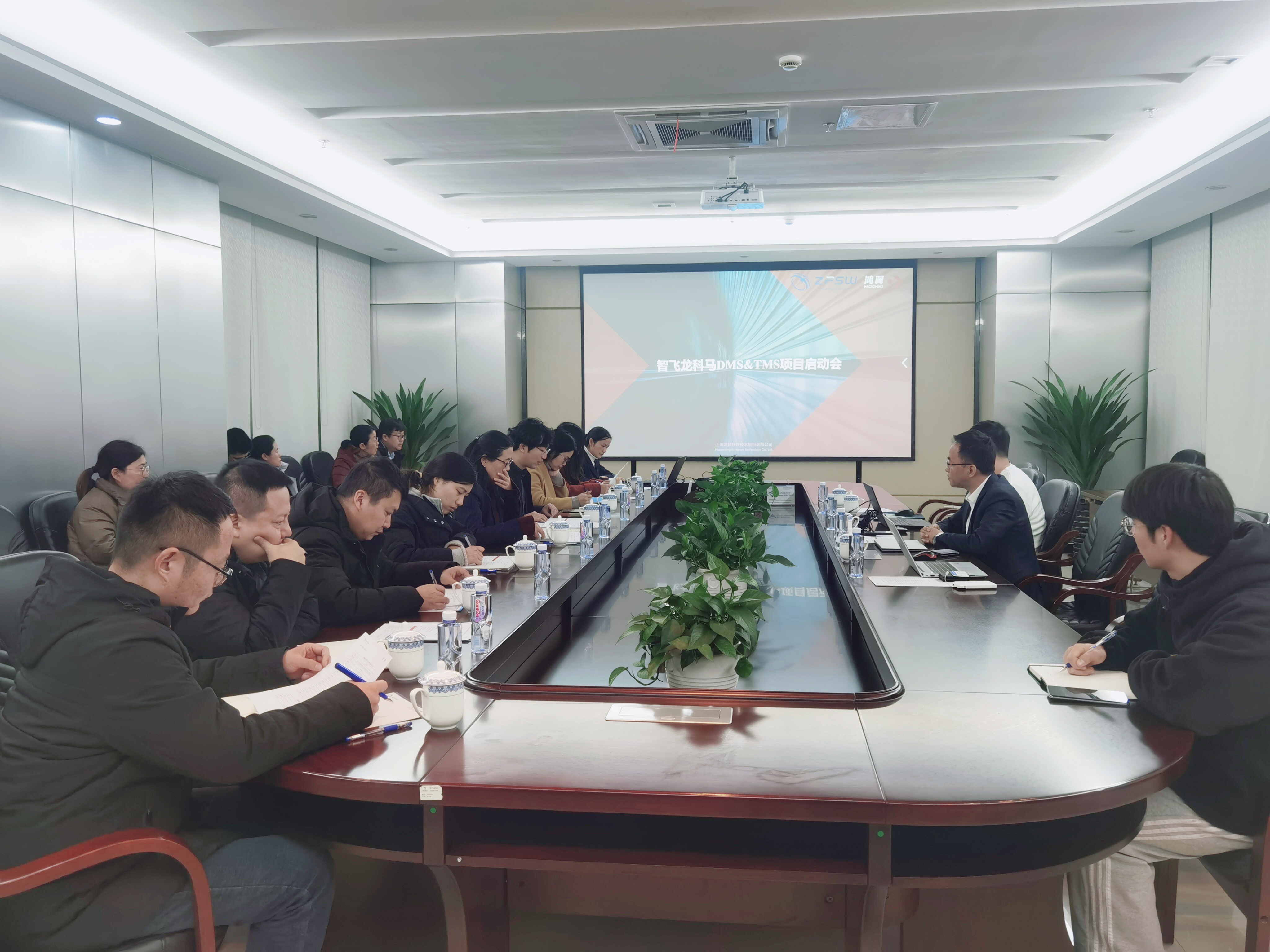 新年“开门红”：智飞龙科马签约鸿翼医药 DMS&TMS项目正式启动
