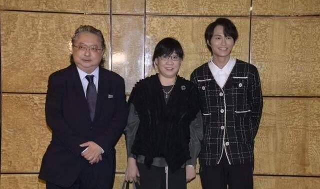 TVB颁奖礼上演宫斗，钟嘉欣痛失视后输给林夏薇是因为站错队？