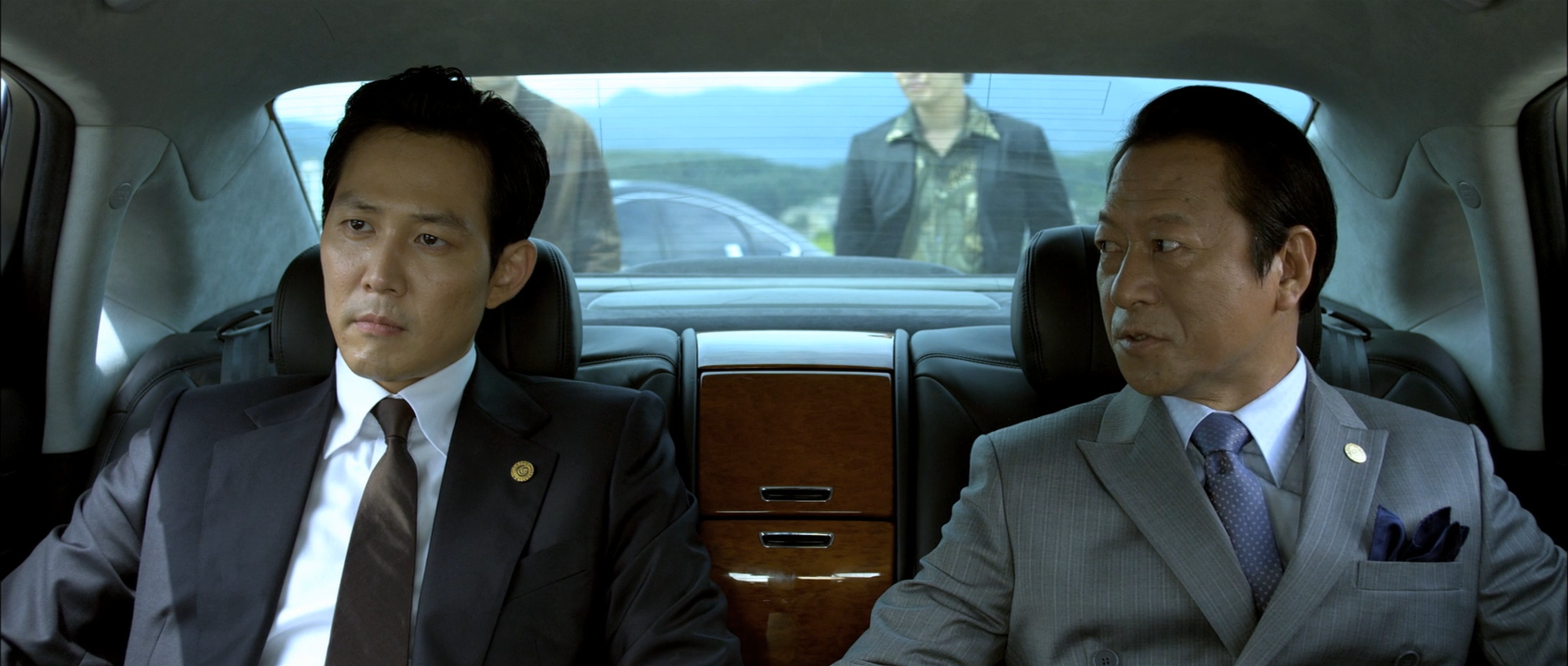 一口气看完韩国高分电影《新世界》,没看懂的细节,这里一次补齐