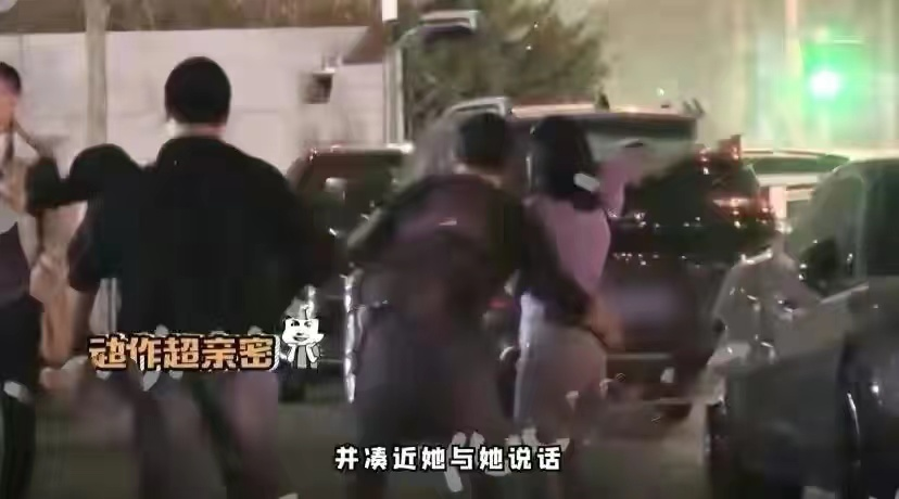 楊坤發文紀念已故女友，滿含深情悔恨錯過，兩位知己都已離世