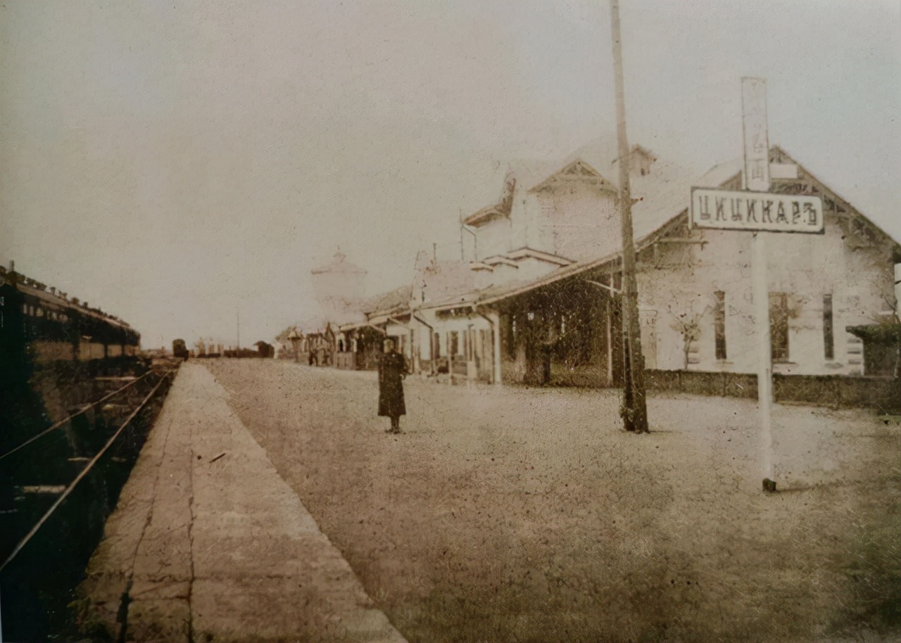 解放军42军：本被安排集体转业，却安然度过多次裁军，威震四方