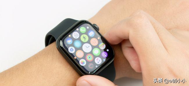 233:苹果汽车首发;新东方聘主播;购房成本降至低点;IE浏览器谢幕