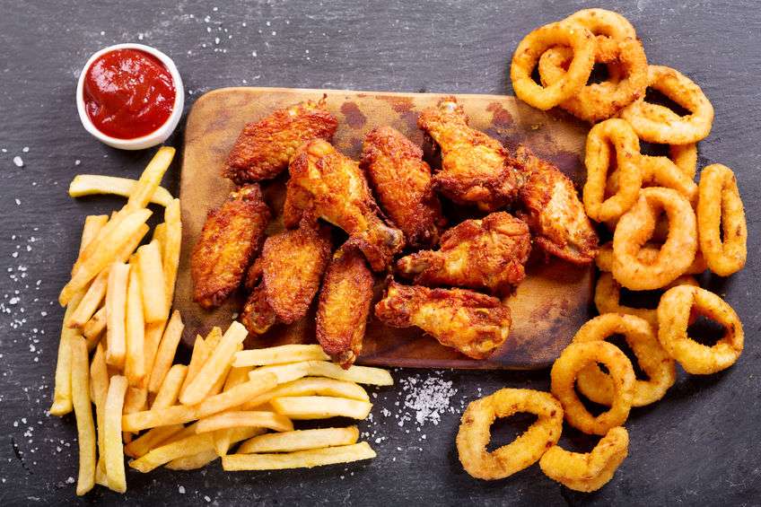 患有肠易激综合症时，这8种食物要尽量控制，否则会加重病情