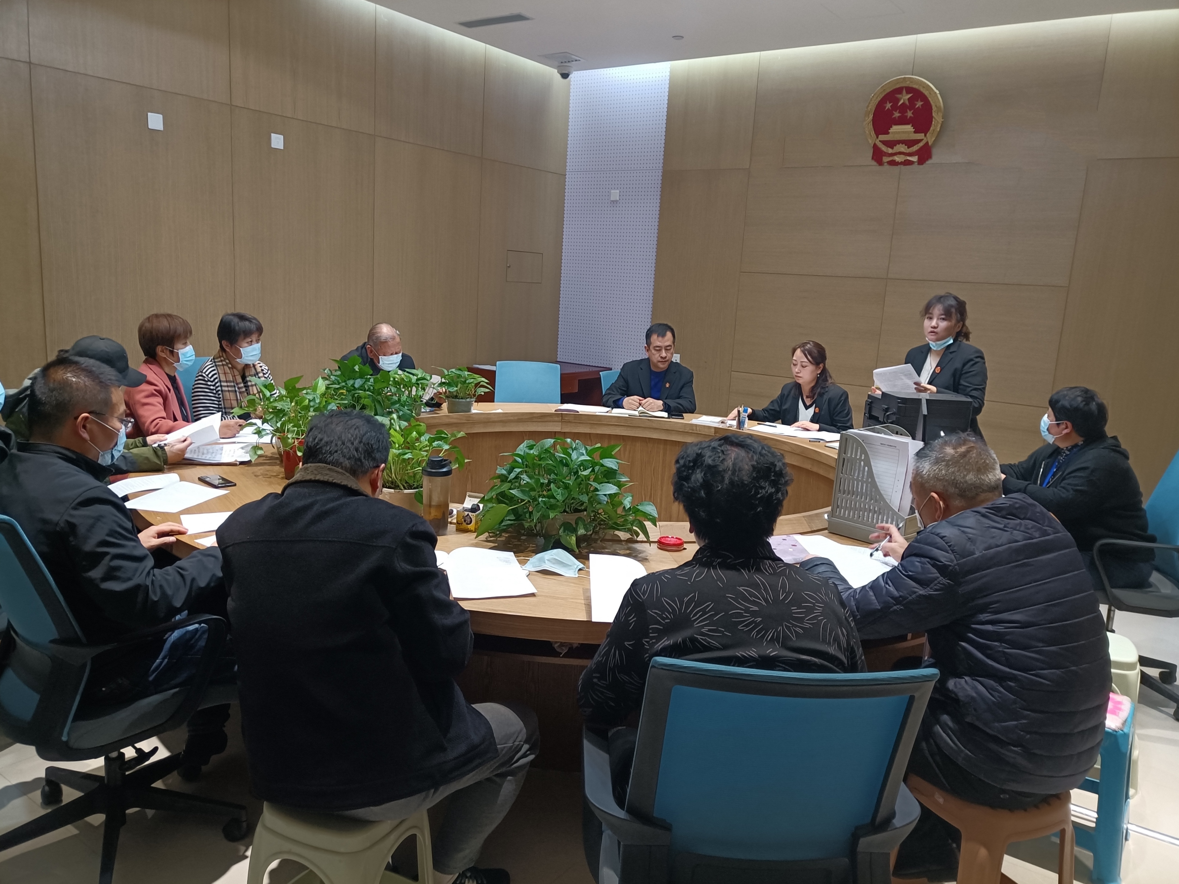 凝心聚力 共创佳绩——西安雁塔法院立案庭开展调解员工作座谈会