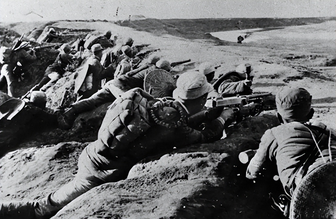 1936年长征结束,红军重建根据地有多艰辛?多亏了张学良鼎力相助