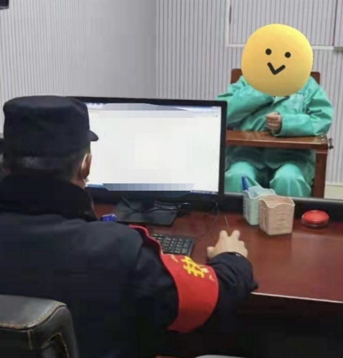 安徽两未成年少女吸食“笑气”被抓！女孩“笑气”成瘾任人摆布